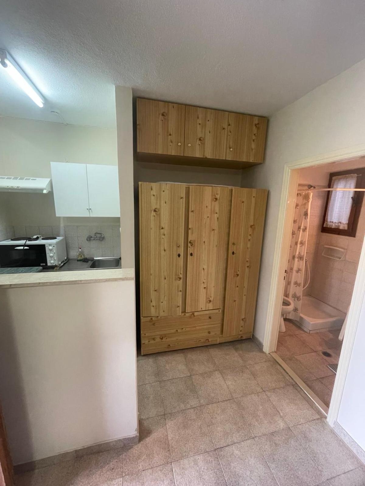 Paralia Agias Foteinis Vasilikos Apartments מראה חיצוני תמונה
